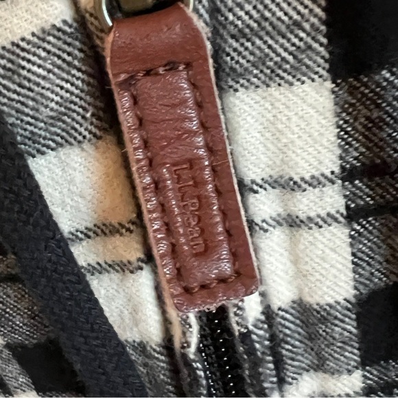 LL Bean Unisex Relaxed Fit Full Zip Flannel Plaid Hooded Jacket Size Medium - Picture 5 of 15
